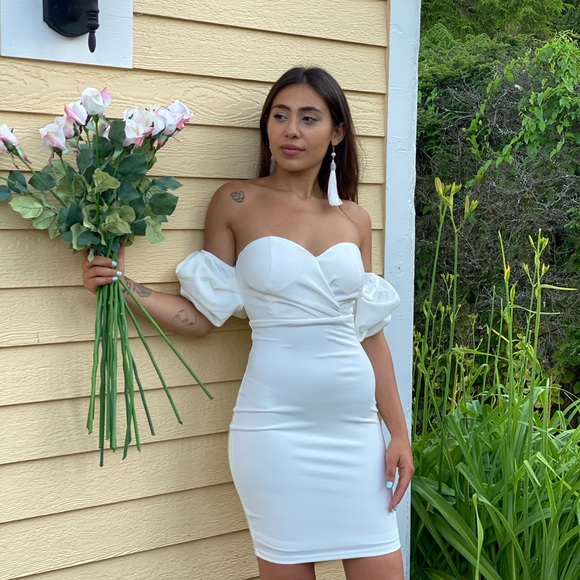 ‼️ Elegant White Puff Sleeve Fitted Classy Dress - Picture 6 of 8